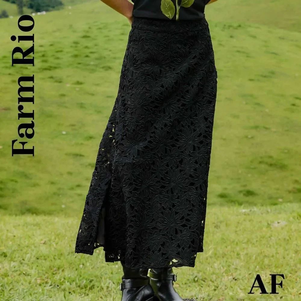 FARM Rio ElegantโBlack Floral Lace Maxi Skirt Medium New